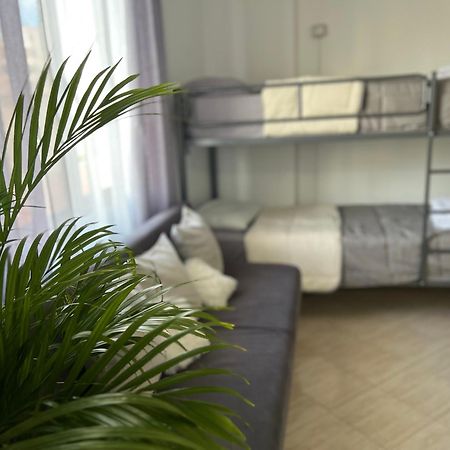 Hostel By Fenix ติรานา ภายนอก รูปภาพ